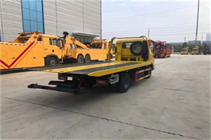 万州区非事故拖车